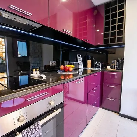 Warm&cozy With Patio Apartament